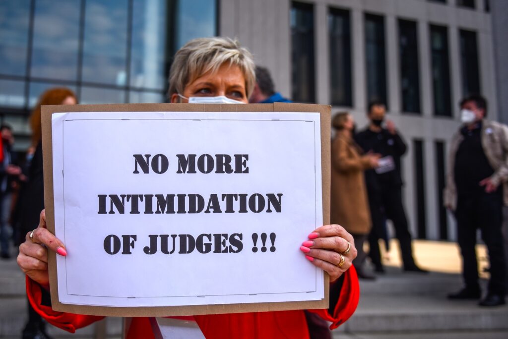 Demonstratie tegen het intimideren van rechters in Polen. Krakau, 21 april 2021.